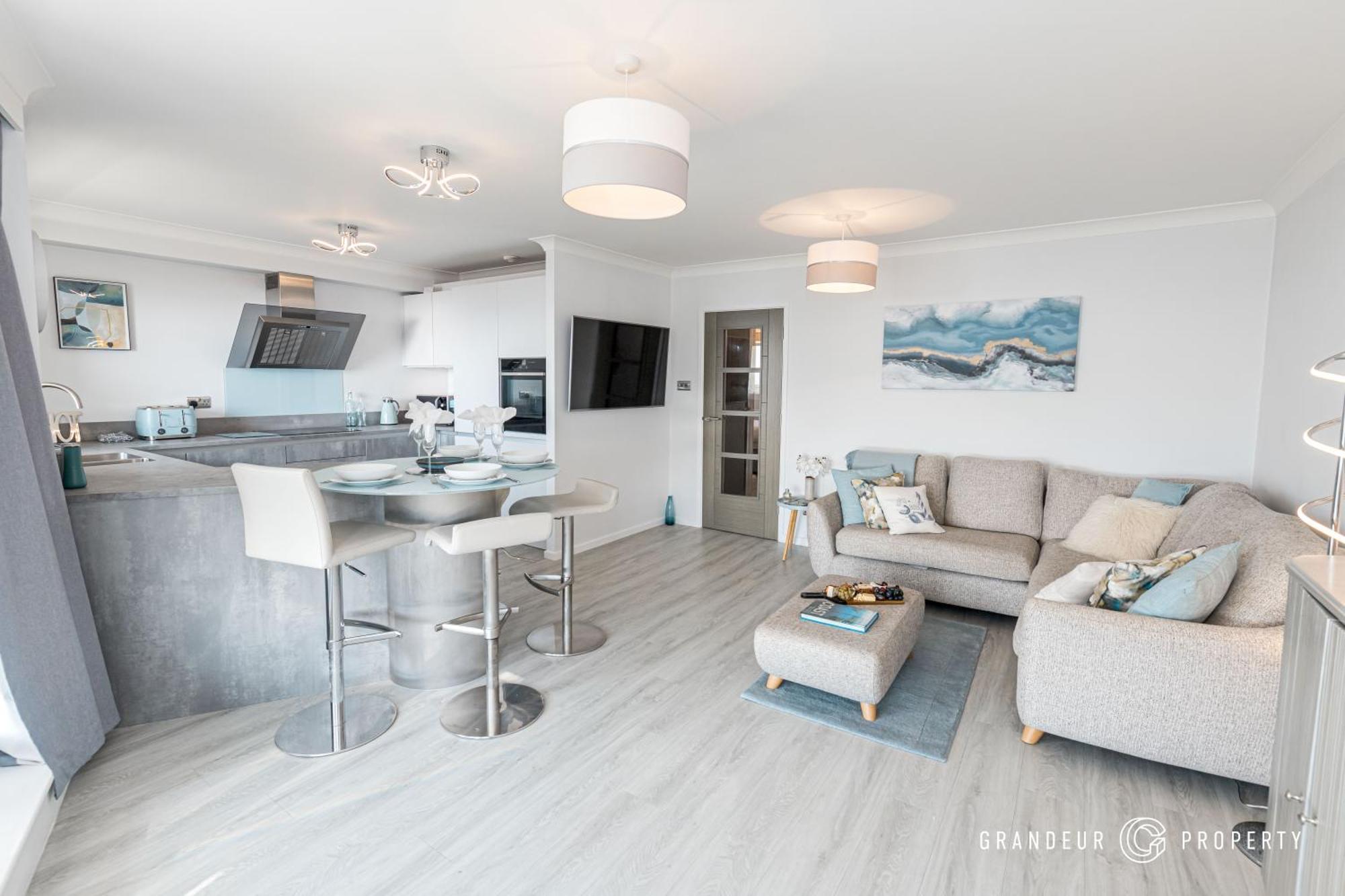 Seaview Retreat By Grandeur *